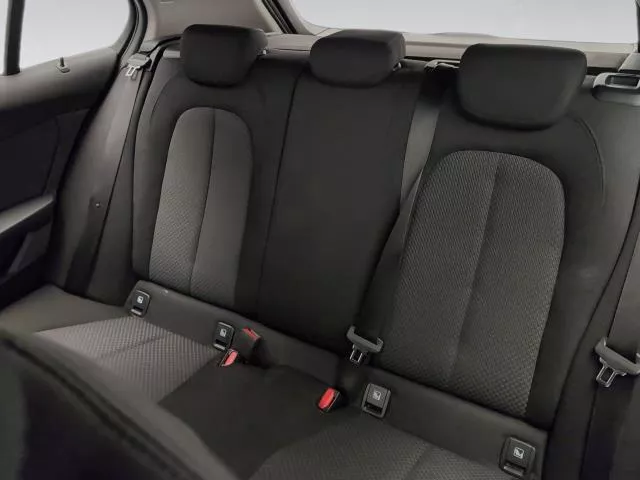 BMW Serie 1 118i 103 kW (140 CV) de segunda mano