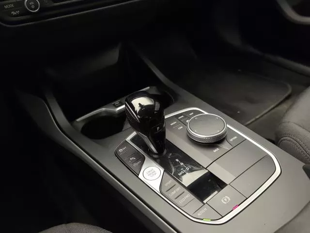 BMW Serie 1 118i 103 kW (140 CV) de segunda mano