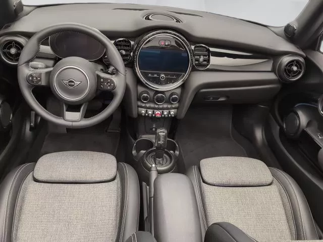 MINI Cabrio Cooper 100 kW (136 CV) de segunda mano