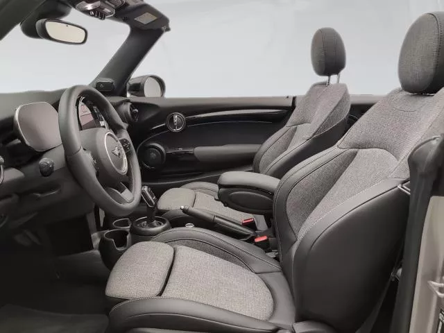 MINI Cabrio Cooper 100 kW (136 CV) de segunda mano