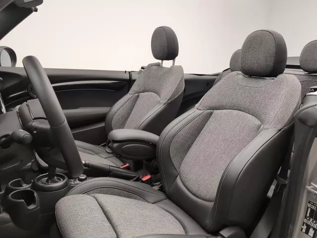 MINI Cabrio Cooper 100 kW (136 CV) de segunda mano