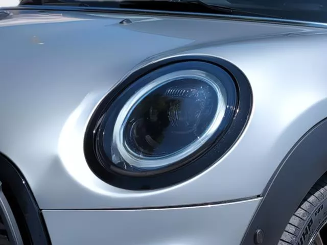 MINI Cabrio Cooper 100 kW (136 CV) de segunda mano
