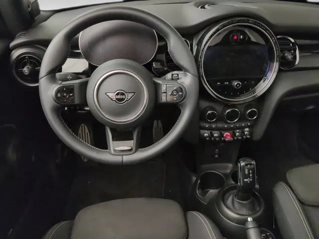 MINI Cabrio Cooper 100 kW (136 CV) de segunda mano