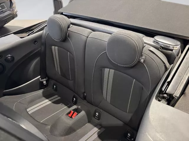 MINI Cabrio Cooper 100 kW (136 CV) de segunda mano