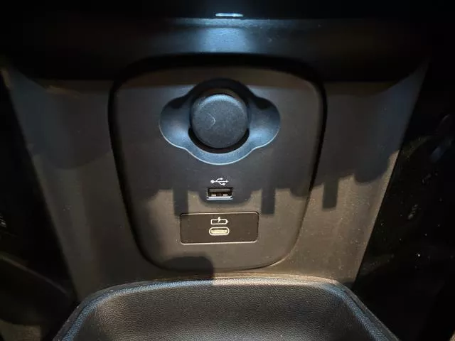MINI Cabrio Cooper 100 kW (136 CV) de segunda mano