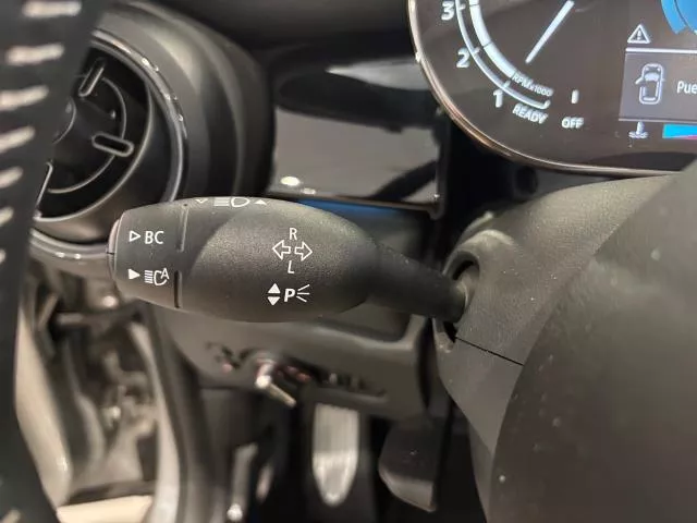 MINI Cabrio Cooper 100 kW (136 CV) de segunda mano