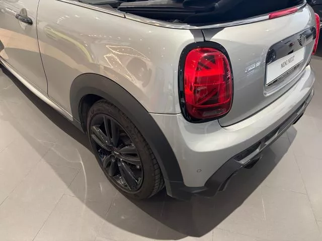 MINI Cabrio Cooper 100 kW (136 CV) de segunda mano