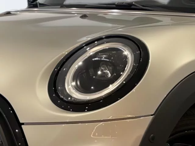 MINI Cabrio Cooper 100 kW (136 CV) de segunda mano
