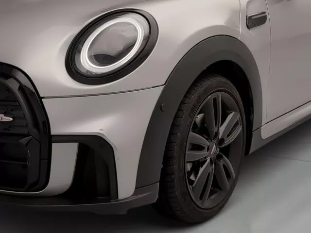 MINI Cabrio Cooper 100 kW (136 CV) de segunda mano