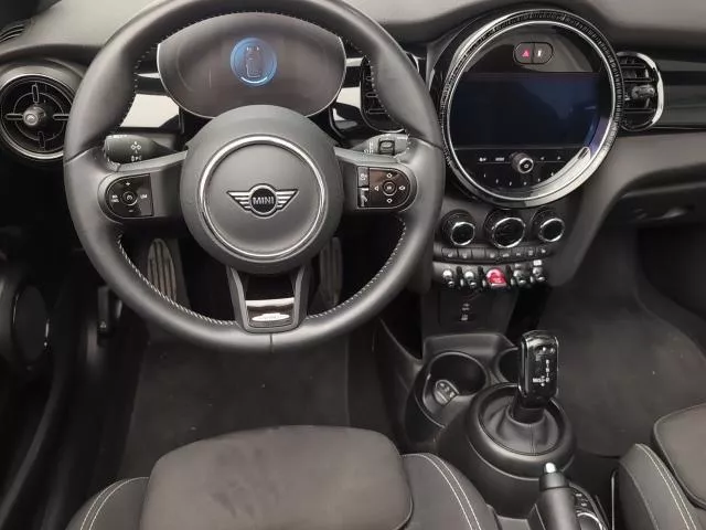 MINI Cabrio Cooper 100 kW (136 CV) de segunda mano