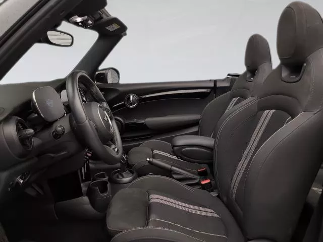 MINI Cabrio Cooper 100 kW (136 CV) de segunda mano