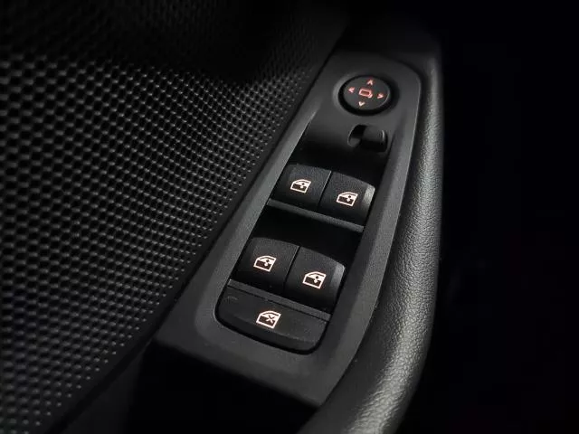 BMW Serie 1 118i 103 kW (140 CV) de segunda mano