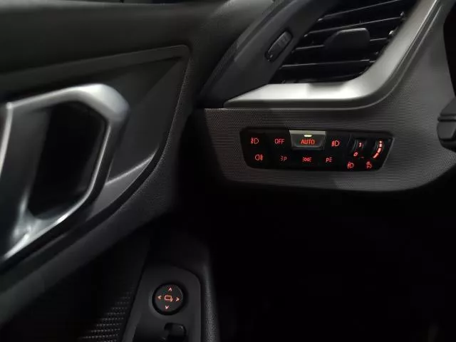 BMW Serie 1 118i 103 kW (140 CV) de segunda mano