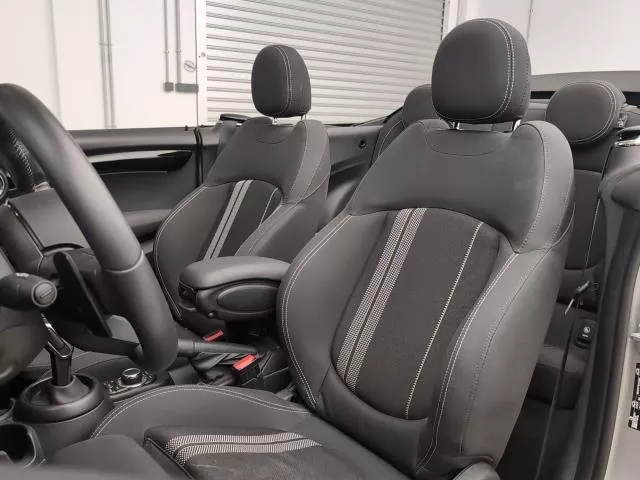 MINI Cabrio Cooper S 131 kW (178 CV) de segunda mano