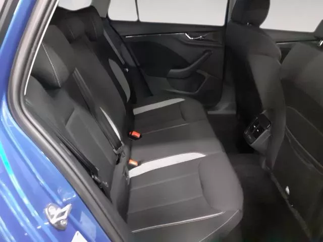 Skoda Kamiq 1.0 TSI Selection DSG 85 kW (115 CV) de segunda mano