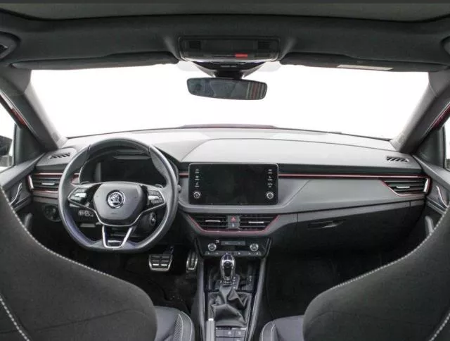 Skoda Kamiq 1.0 TSI Montecarlo DSG 85 kW (115 CV) de segunda mano