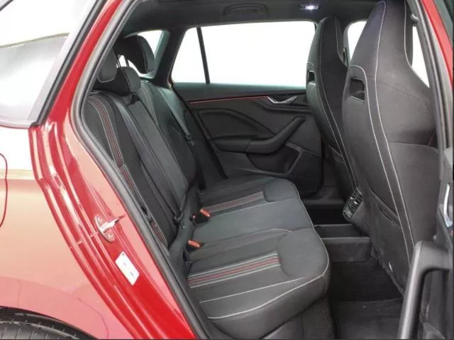 Skoda Kamiq 1.0 TSI Montecarlo DSG 85 kW (115 CV) de segunda mano