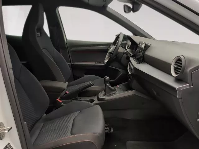 SEAT Arona 1.0 TSI S&S FR Limited Edition 85 kW (115 CV) de segunda mano