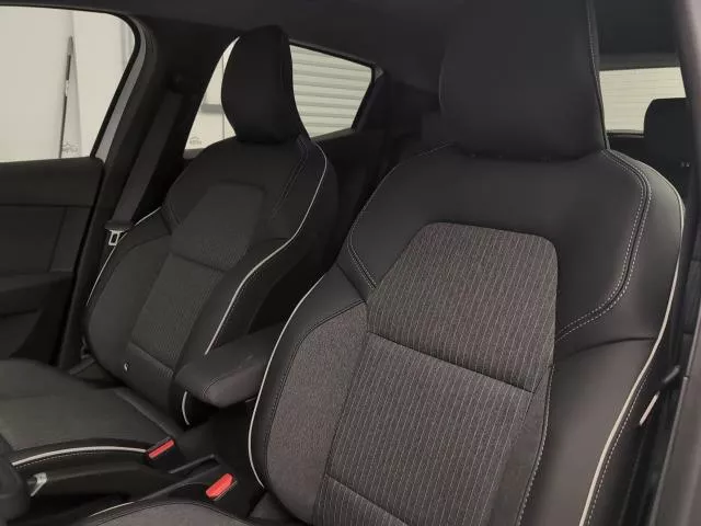 Mitsubishi Colt 100T Kaiteki 67 kW (90 CV) de segunda mano