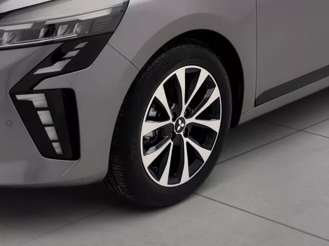 Mitsubishi Colt 100T Kaiteki 67 kW (90 CV) de segunda mano