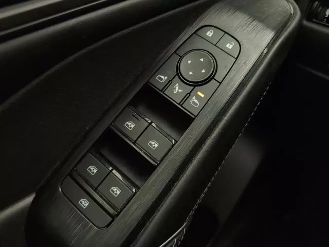 Nissan Qashqai DIG-T 140 mHEV N-Connecta 4×2 103 kW (140 CV) de segunda mano