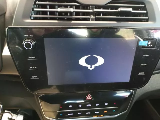 KGM Tivoli G15T LP Line 99 kW (135 CV) de segunda mano