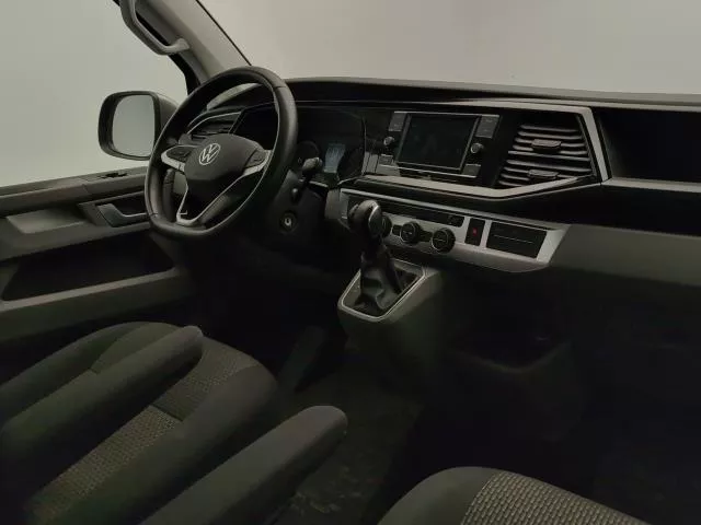 Volkswagen Caravelle Premium Batalla Corta 2.0 TDI BMT 110 kW (150 CV) DSG de segunda mano