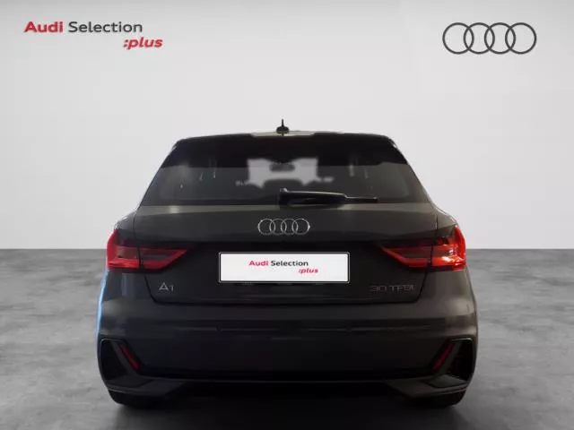 Audi A1 Adrenalin Black edition 30 TFSI 85 kW (116 CV) de segunda mano