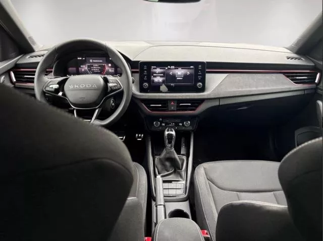 Skoda Kamiq 1.0 TSI Design DSG 85 kW (115 CV) de segunda mano