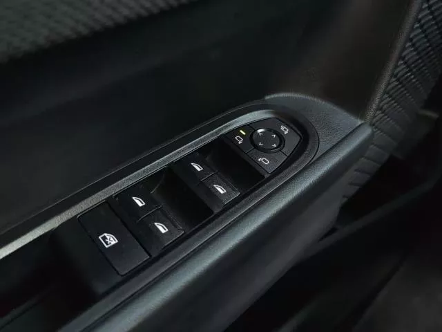 MINI 5 Puertas Cooper C 115 kW (156 CV) de segunda mano