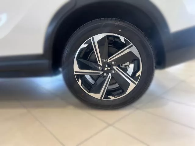 Mitsubishi Eclipse 2.4 PHEV Motion 4WD Auto 138 kW (188 CV) de segunda mano