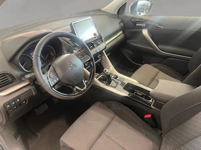 Mitsubishi Eclipse Cross 2.4 PHEV Motion 4WD Auto 138 kW (188 CV) de segunda mano