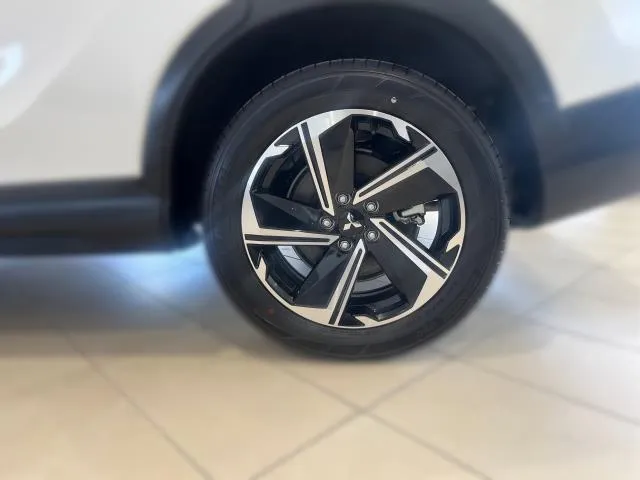 Mitsubishi Eclipse Cross 2.4 PHEV Motion 4WD Auto 138 kW (188 CV) de segunda mano