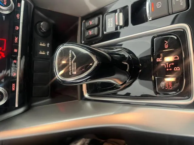 Mitsubishi Eclipse Cross 2.4 PHEV Motion 4WD Auto 138 kW (188 CV) de segunda mano